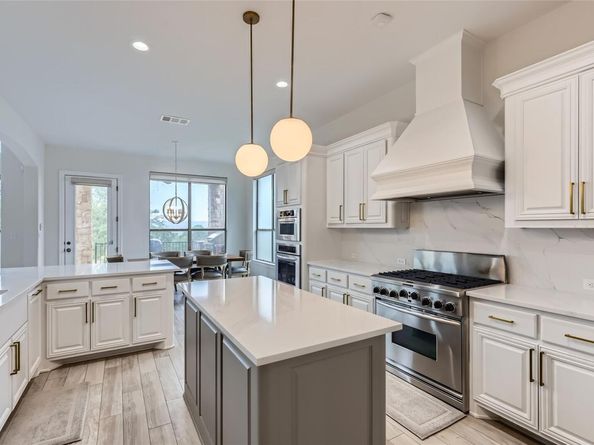 217 Emerald Ridge DR, Austin TX 78732