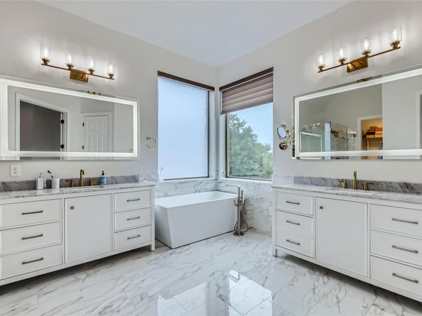 217 Emerald Ridge DR, Austin TX 78732