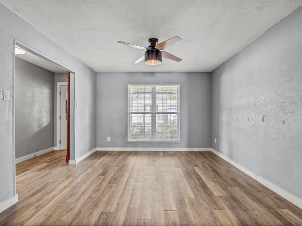 908 Hollybluff ST, Austin TX 78753