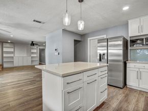 908 Hollybluff ST, Austin TX 78753