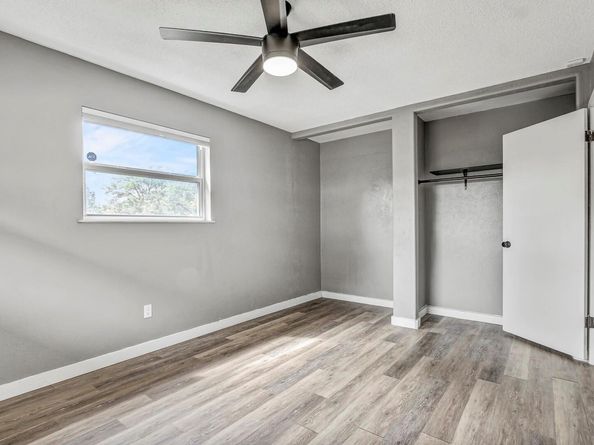 908 Hollybluff ST, Austin TX 78753
