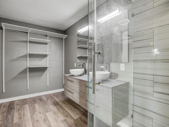 908 Hollybluff ST, Austin TX 78753