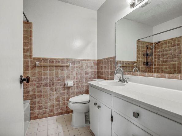 908 Hollybluff ST, Austin TX 78753