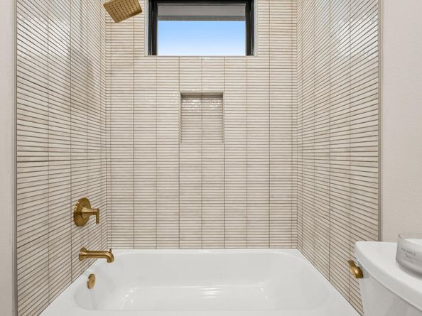 1503 Alguno RD, Austin TX 78757