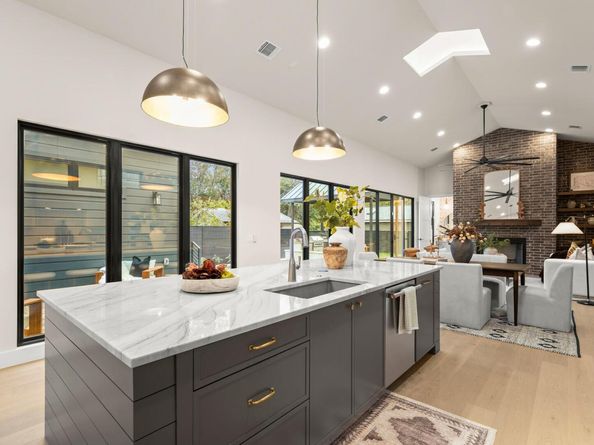 1503 Alguno RD, Austin TX 78757