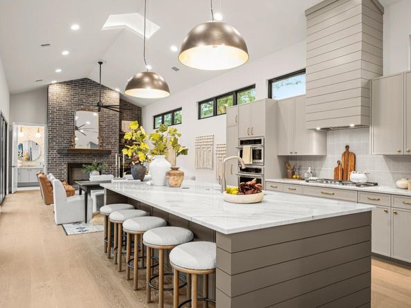 1503 Alguno RD, Austin TX 78757