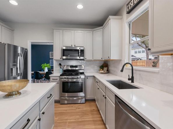 109 Hideaway CV, Georgetown TX 78628