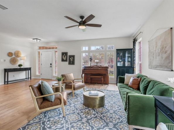 109 Hideaway CV, Georgetown TX 78628