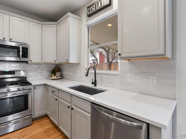 109 Hideaway CV, Georgetown TX 78628