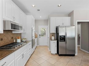 10211 Banks CT, Austin TX 78739