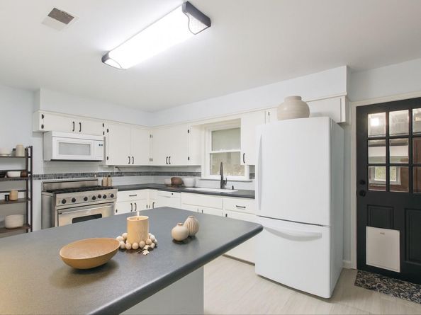 2701 W 49th 1/2 ST, Austin TX 78731