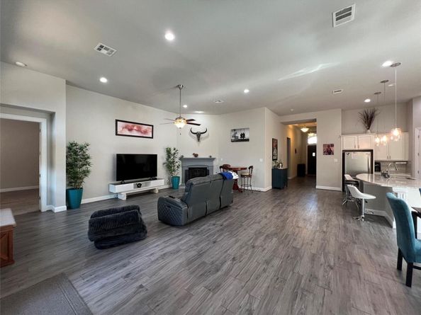 1709 Hollowback DR, Leander TX 78641