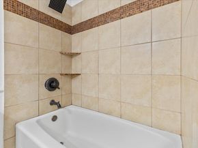 8400 Jamestown DR 212, Austin TX 78758