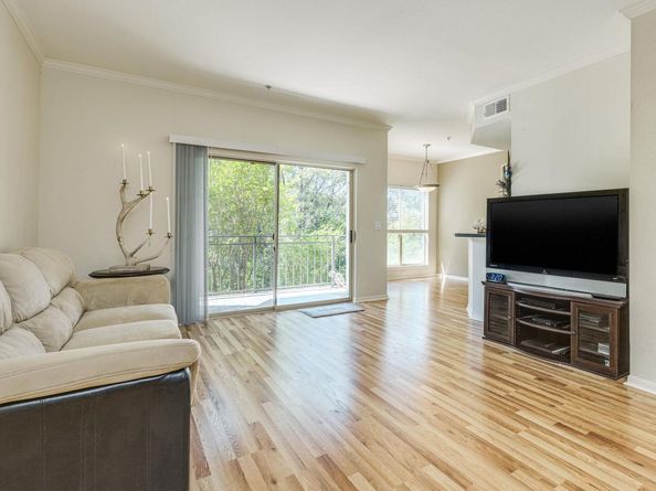 6000 Shepherd Mountain CV 807, Austin TX 78730