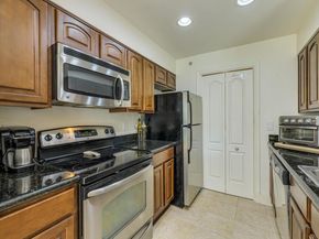 6000 Shepherd Mountain CV 807, Austin TX 78730