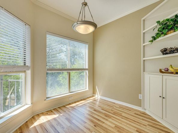 6000 Shepherd Mountain CV 807, Austin TX 78730