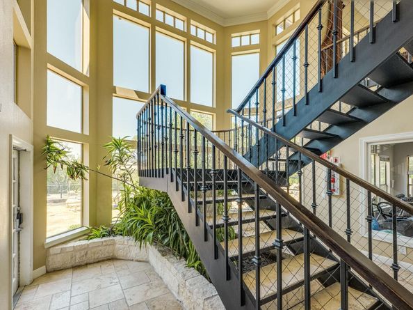 6000 Shepherd Mountain CV 807, Austin TX 78730