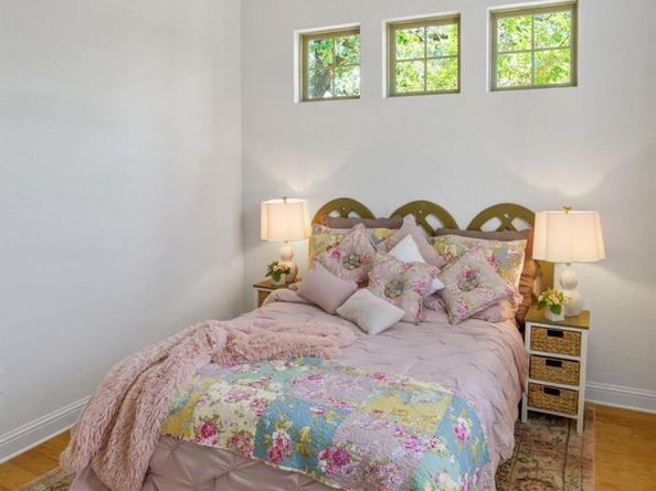 224 Diamondback DR, Georgetown TX 78628