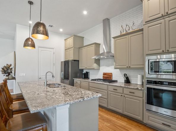 224 Diamondback DR, Georgetown TX 78628