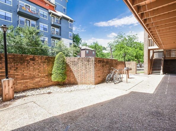 2210 Pearl ST 304, Austin TX 78705