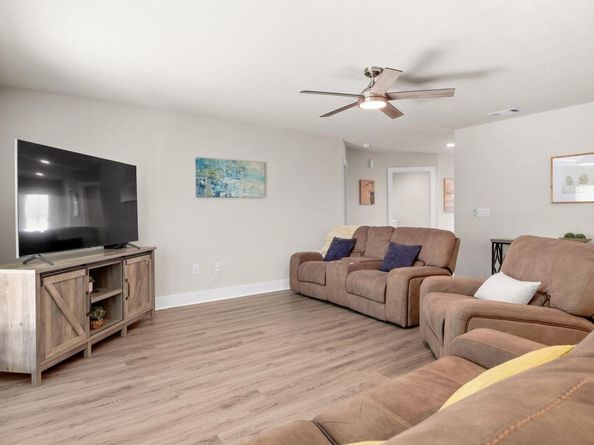 20102 Lee LN, Lago Vista TX 78645