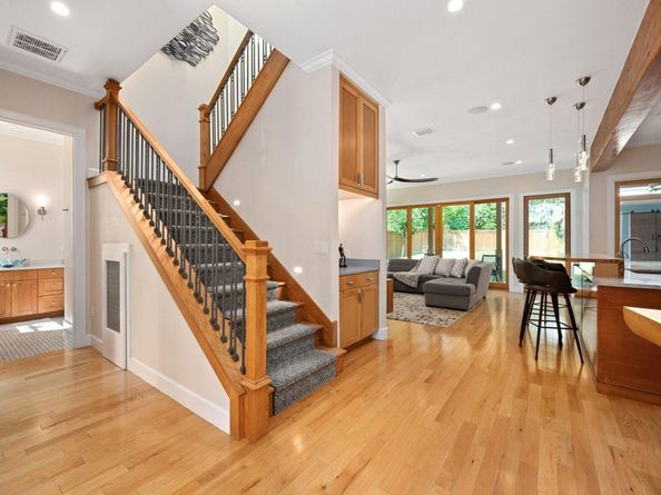 3904 Petes PATH, Austin TX 78731
