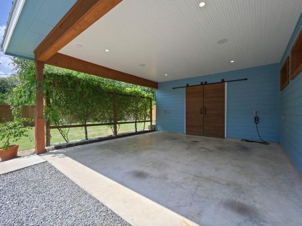 3904 Petes PATH, Austin TX 78731
