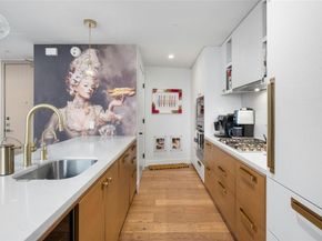70 Rainey ST 2702, Austin TX 78701