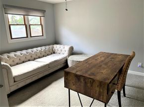 105 Birdie DR, The Hills TX 78738