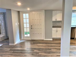 105 Birdie DR, The Hills TX 78738