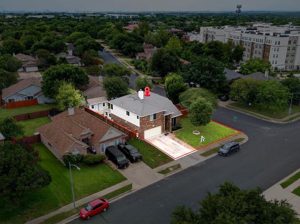 12319 Copperfield DR, Austin TX 78753
