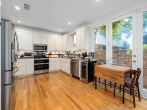 902 W 18th ST B, Austin TX 78701