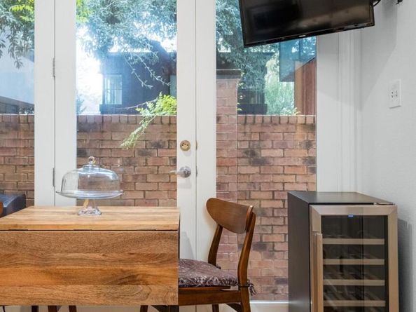 902 W 18th ST B, Austin TX 78701