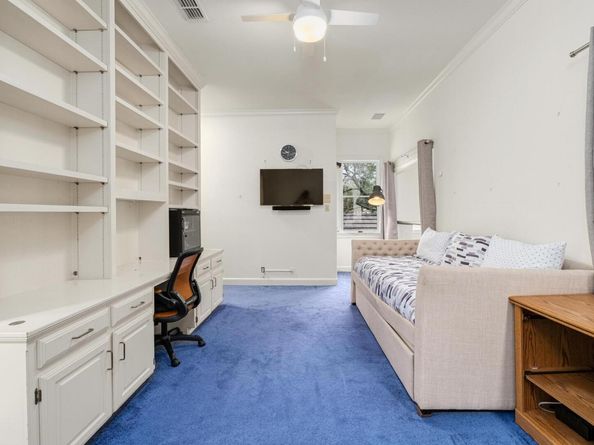 902 W 18th ST B, Austin TX 78701