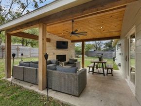 6703 Duquesne DR, Austin TX 78723