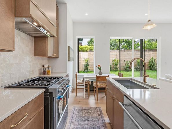 2009 Payne Ave 2, Austin TX 78757