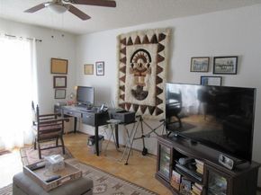 1004 Daviot DR, Briarcliff TX 78669
