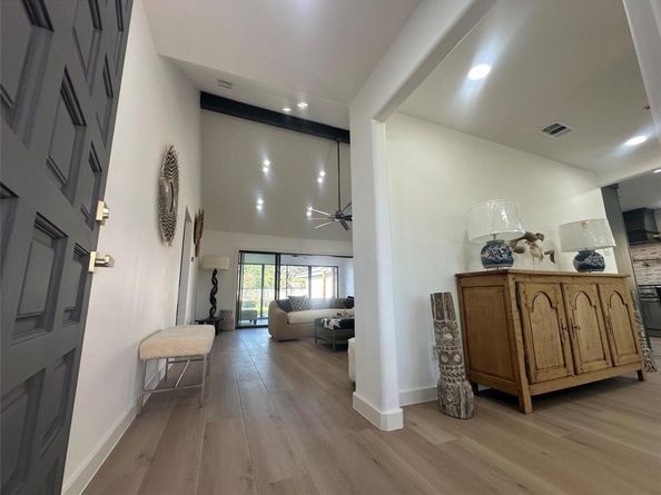 4910 Woodcreek RD, Austin TX 78749