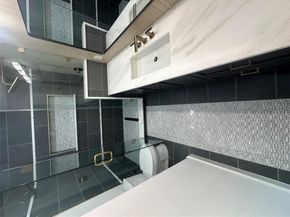 4910 Woodcreek RD, Austin TX 78749