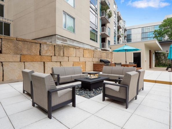 210 Lee Barton DR 415, Austin TX 78704