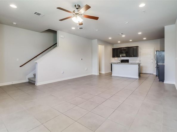 6814 E Riverside DR 32, Austin TX 78741