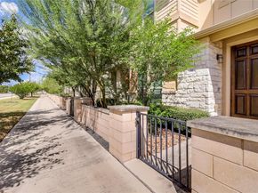 6814 E Riverside DR 32, Austin TX 78741