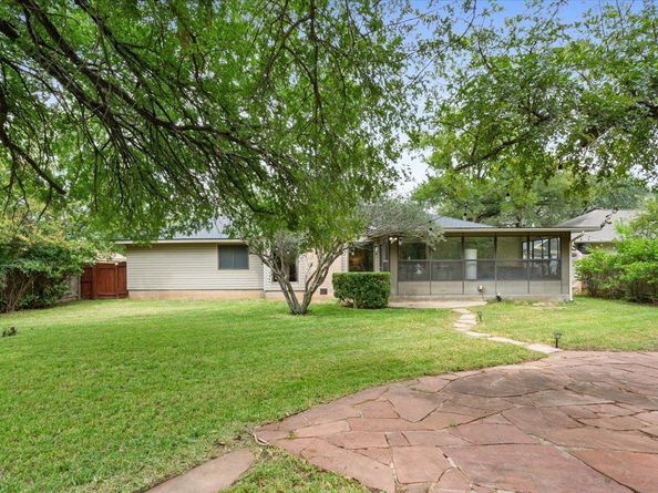 2100 Oakridge DR, Round Rock TX 78681