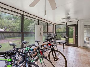 2100 Oakridge DR, Round Rock TX 78681