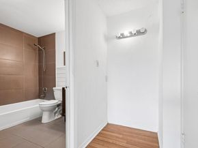 2301 Mission Hill DR 104, Austin TX 78741