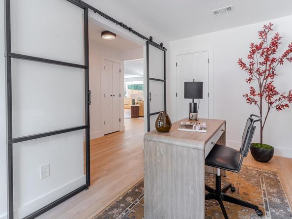2105 Trede DR, Austin TX 78745