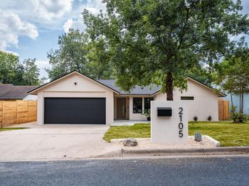2105 Trede DR