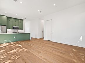 3208 Clawson RD 4A, Austin TX 78704