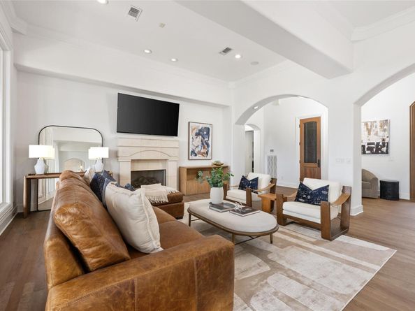 2547 Waymaker WAY, Austin TX 78746