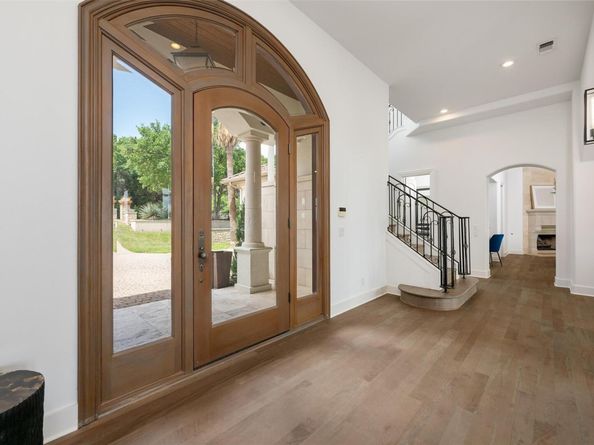 2547 Waymaker WAY, Austin TX 78746